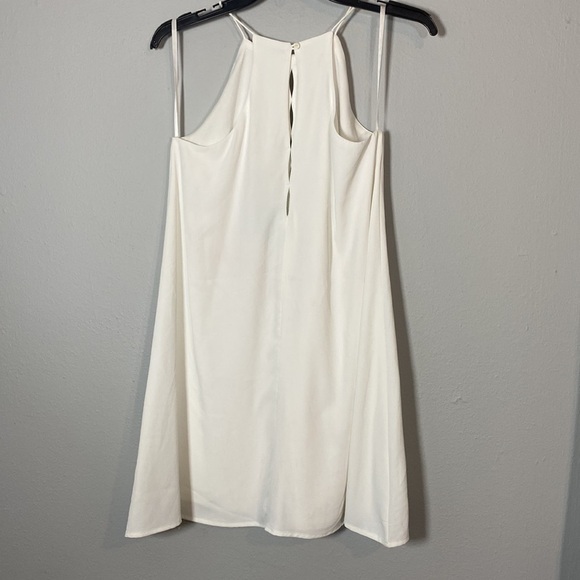 Love Riche Off White Shift Dress - Picture 2 of 10